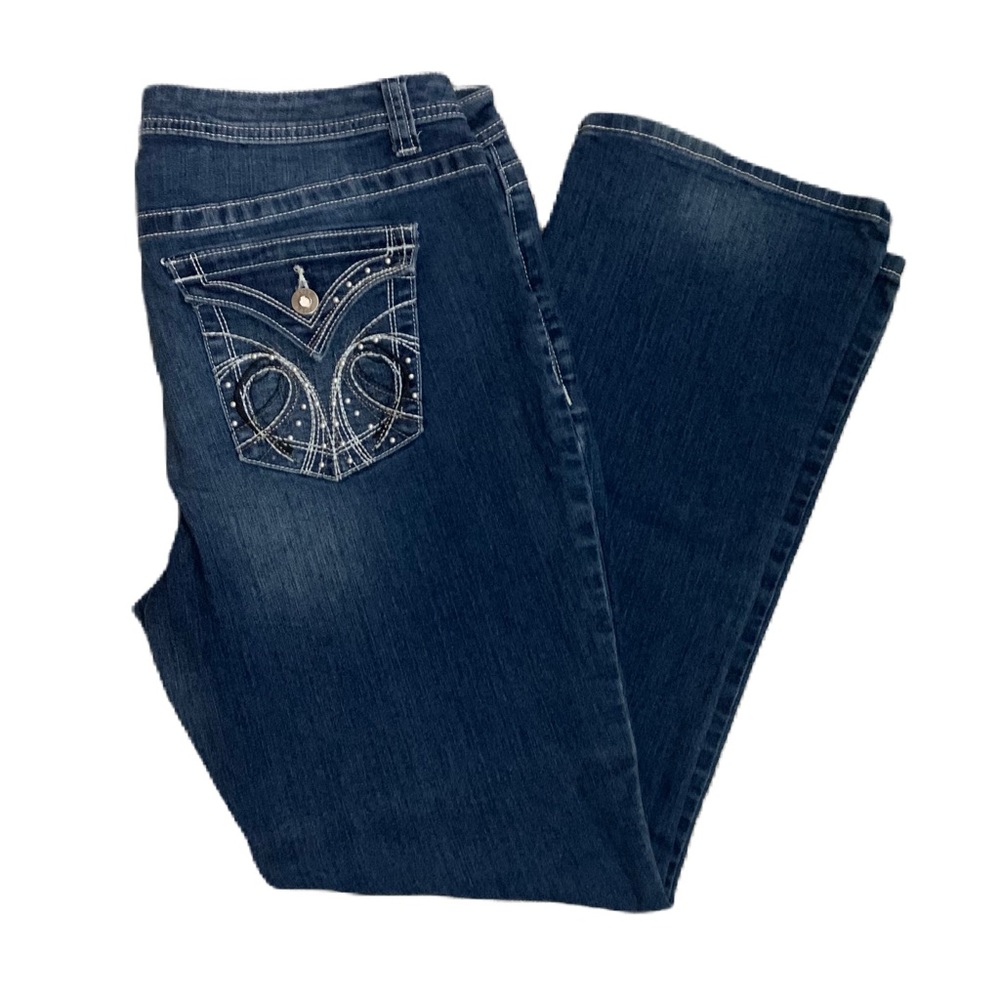 Women’s Apartment 9 Bootcut Dark Wash Jeans. Petite 14